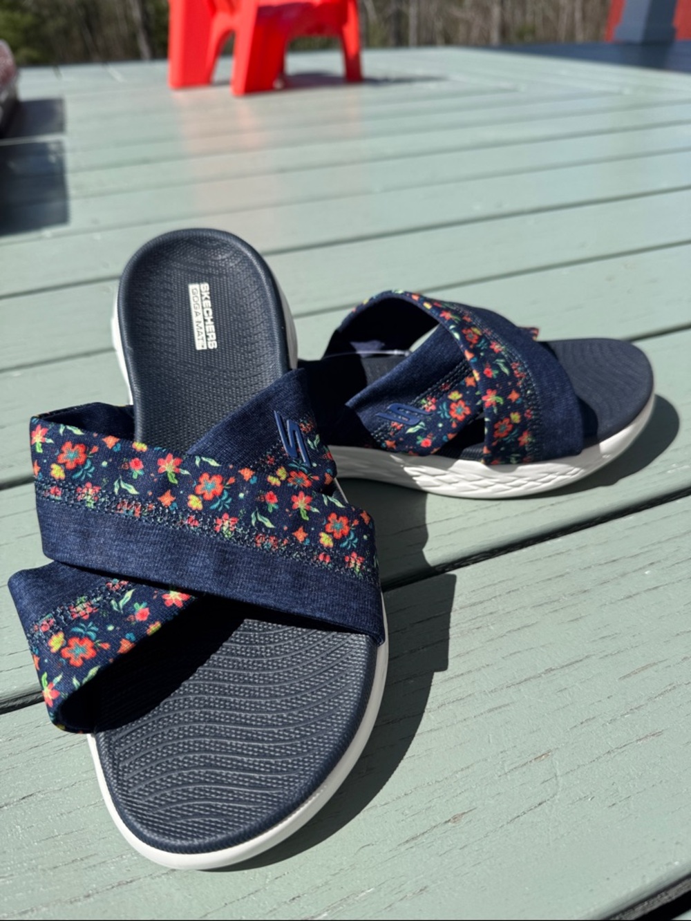 Sketchers Comfort Navy Floral Slide Sandals Size Women’s 9